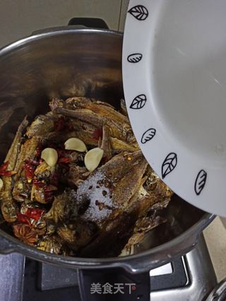 香酥小黄鱼的做法步骤:11