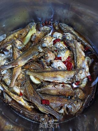 香酥小黄鱼的做法步骤:12