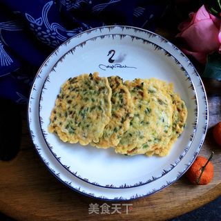 蛋香槐花饼的做法步骤：12
