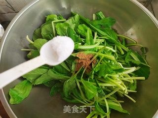 素炒小白菜的做法步骤：4