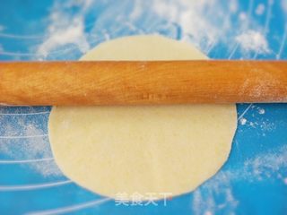 玉米面韭菜肉馅蒸饺的做法步骤:7