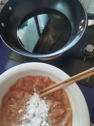 鸡肉版糖醋里脊的做法步骤:6