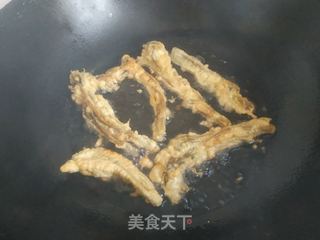 炸香椿芽的做法步骤:11