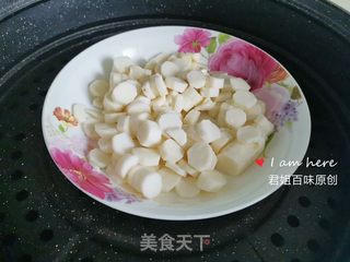 加了营养的回锅肉的做法步骤:2