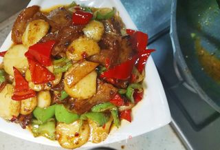 加了营养的回锅肉的做法步骤:10
