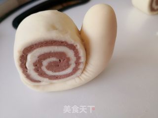 蜗牛馒头的做法步骤:8