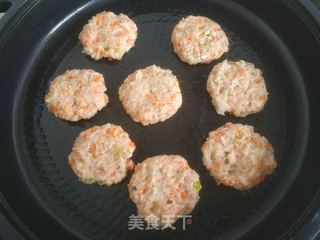 鳕鱼蔬菜饼的做法步骤：9