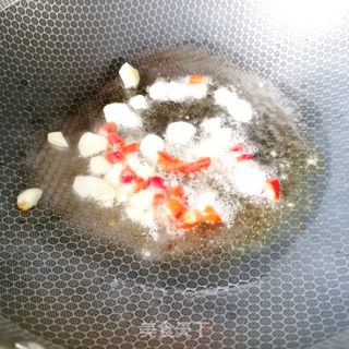 炝炒嫩莴笋的做法步骤：4