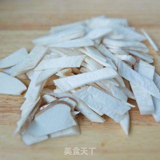 蒜香杏鲍菇西兰花的做法步骤:3