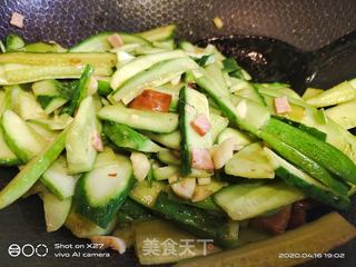 红肠炒黄瓜的做法步骤:4