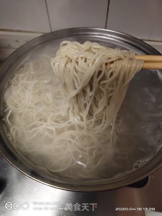 鸡蛋雪菜肉末面的做法步骤:6