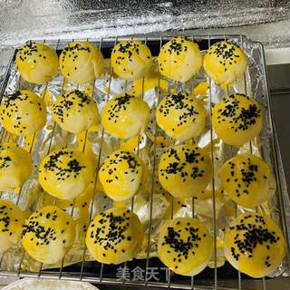 蛋黄酥-哇,要不要这么简单的做法步骤:11