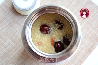 焖烧罐红枣枸杞小米粥的做法步骤:8