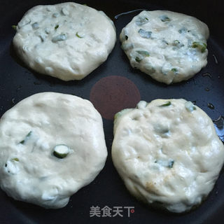 小葱发面饼的做法步骤：10