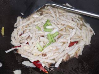 手撕杏鲍菇的做法步骤:6