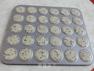 花生芝麻鸡蛋饼干的做法步骤:3