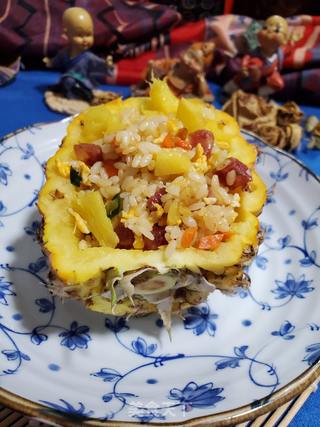 菠萝腊肠炒饭的做法步骤:15