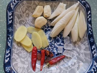 黄焖鸡的做法步骤:3
