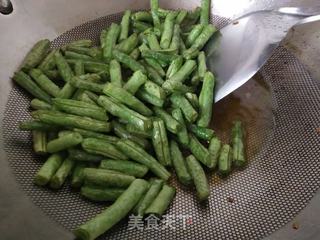 干煸四季豆的做法步骤:3