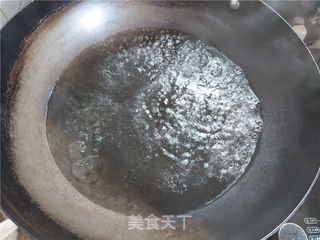 酸辣剪刀面的做法步骤:5
