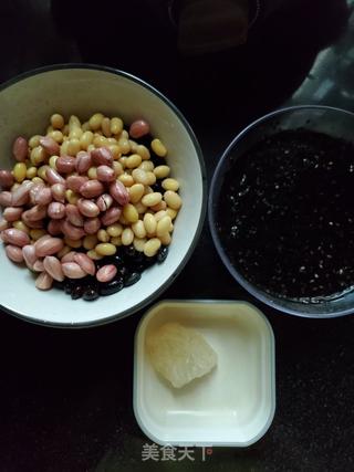 黑豆花生米糊的做法步骤:2