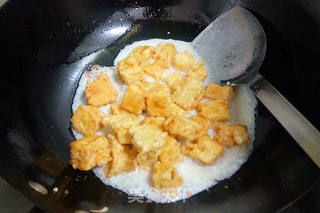 奶香爆豆腐的做法步骤:10