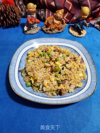 香肠豌豆蛋炒饭的做法步骤:12