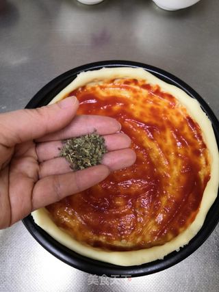 奥尔良鸡肉披萨的做法步骤:18