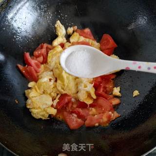 西红柿炒鸡蛋的做法步骤:7