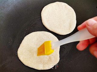 全麦发面饼的做法步骤:11