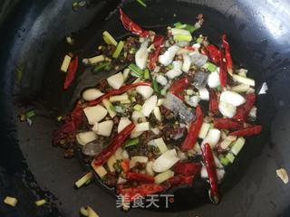 麻辣啤酒龙虾尾的做法步骤:4