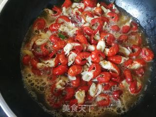 麻辣啤酒龙虾尾的做法步骤:10