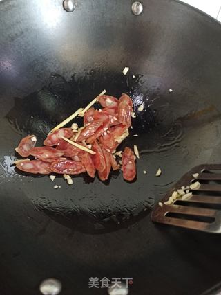 广式腊肠炒芦笋的做法步骤:5