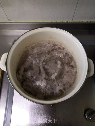 酸菜粉条炖排骨的做法步骤:3