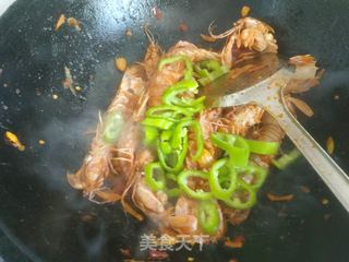 香辣皮皮虾的做法步骤:10