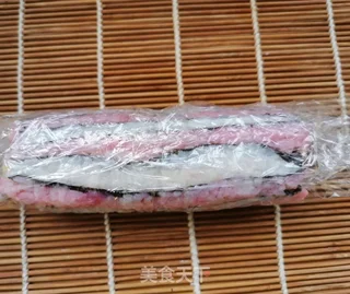 香蕉寿司卷的做法步骤:9