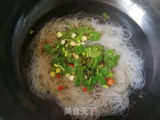 麻辣清汤米线的做法步骤：7