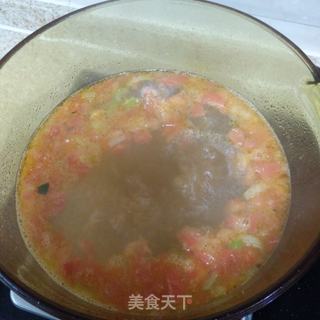 菠菜西红柿鸡蛋面的做法步骤：4