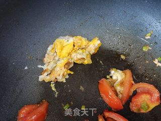 减脂又美味的西红柿鸡蛋面的做法步骤:4