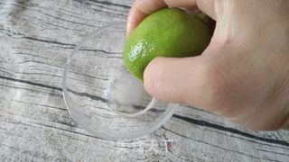 柠檬三彩凉拌面的做法步骤:12