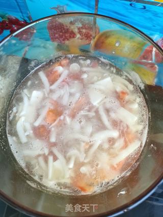菌菇豆腐汤的做法步骤:10