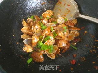 麻辣花蛤的做法步骤:16