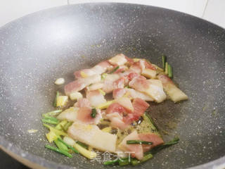 #春季应季美食#蒜苔豆干炒肉片的做法步骤:5