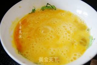 大葱炒鸡蛋的做法步骤：2