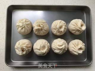 咸蛋黄糯米煎包的做法步骤:6