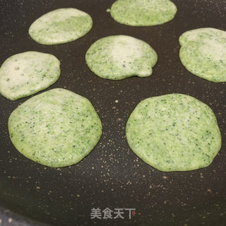 西蓝花蔬菜饼（宝宝辅食）的做法步骤：5