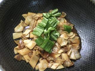 蚝油杏鲍菇炒肉片的做法步骤：10