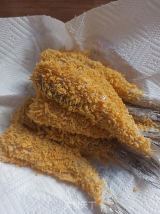 香炸龙头鱼鱼尾的做法步骤:7
