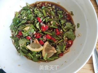 柠檬小米辣凉拌鸡腿的做法步骤:4