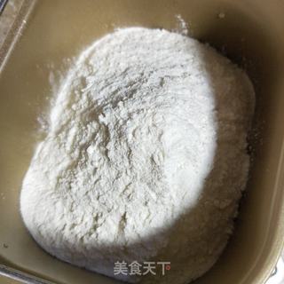黑芝麻双色馒头的做法步骤:2
